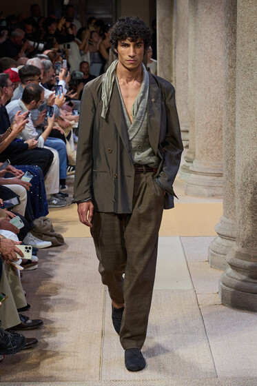 Giorgio Armani весна-лето 2027