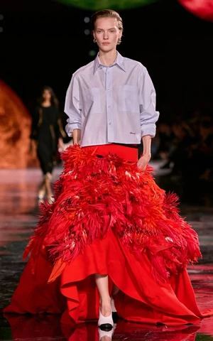 Chanel купил производителя рубашек Charvet 