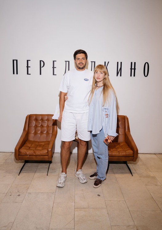 Роман Артамонов, Мария Хан