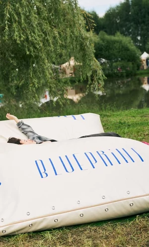Подушки The Blueprint x The Act разместили в Доме творчества Переделкино и на Архстоянии