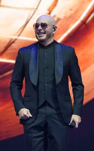Pitbull объявил о выходе 14-го студийного альбома