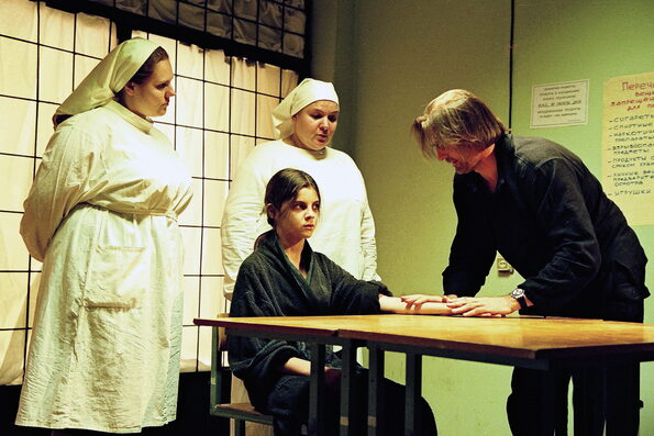 «Гадкие лебеди», 2006  Фото: Киностудия "ProLine Film" / ТАСС