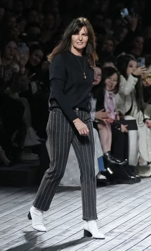 Виржини Виар выпустила мемуары о своей жизни в Chanel