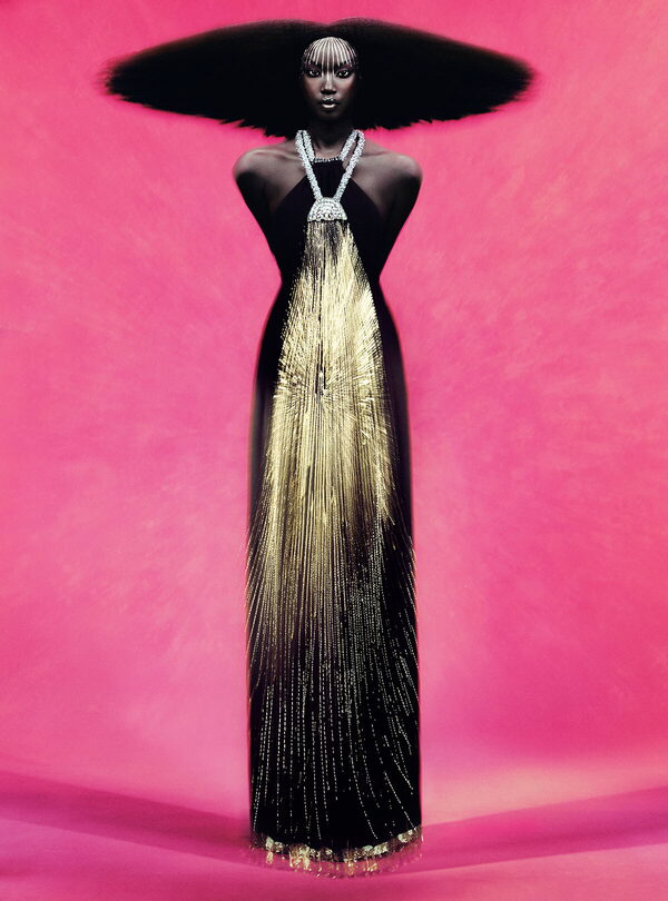 Рафаэль Паваротти, Анок Яй в the Douche Dress, Chloé by Karl Lagerfeld (1983), американский Vogue, 2023