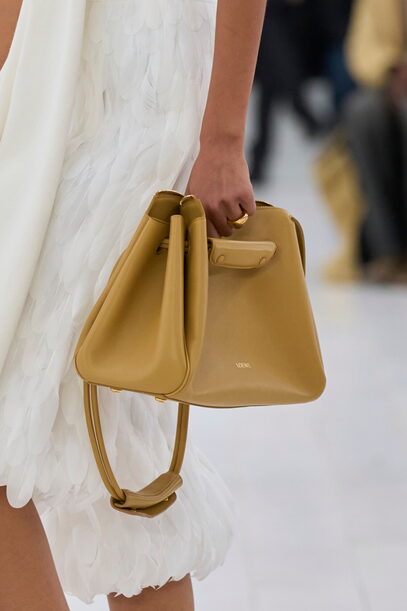 Loewe весна-лето 2025