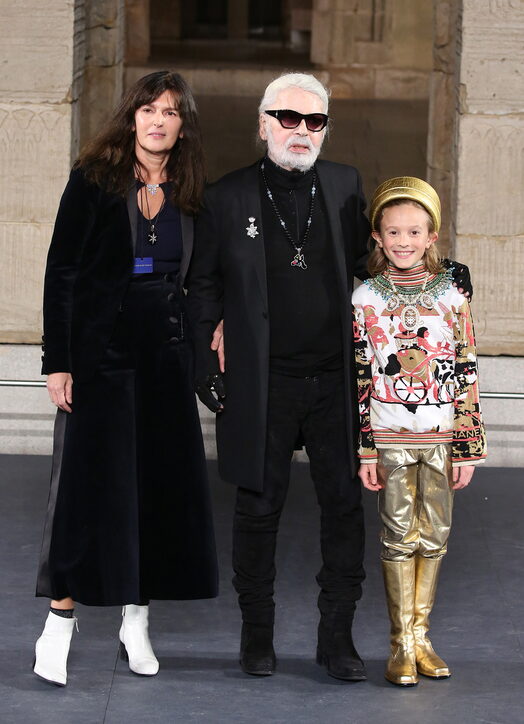 Вирджини Виар, Карл Лагерфельд и Хадсон Крониг,  Chanel Metiers d'Art 2018/2019