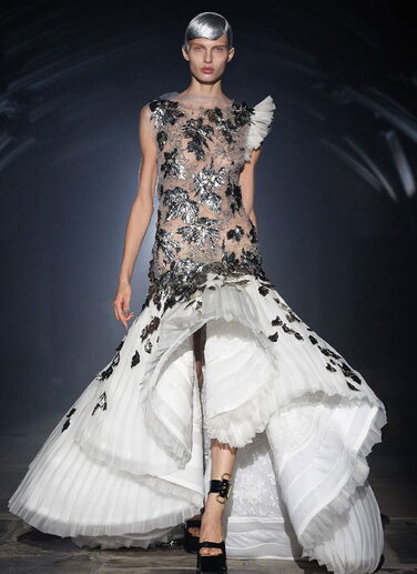 Alexander McQueen весна-лето 2027