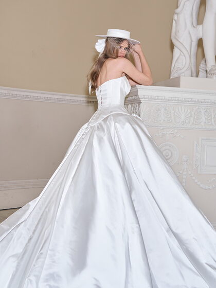 Galia Lahav