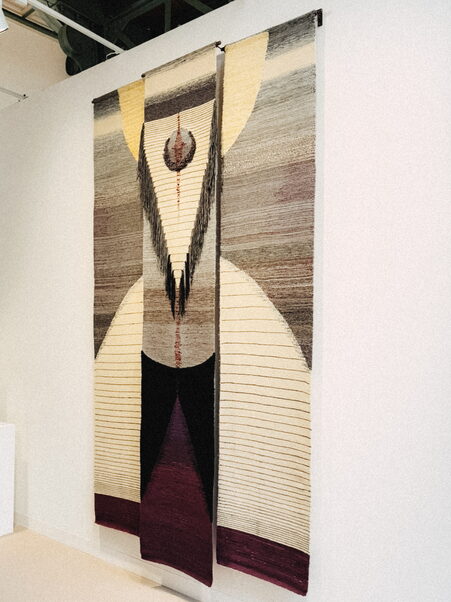 Ли Син Джа. Текстильное панно Resurrection, 1975