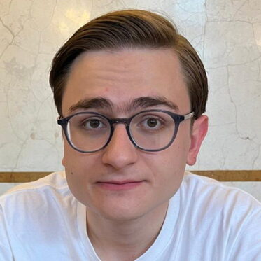 Иван Чекалов