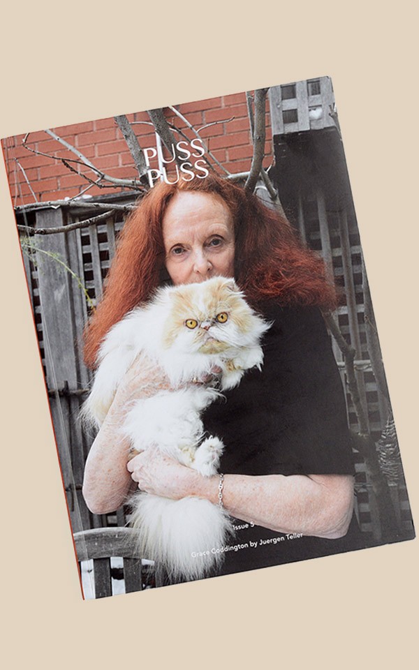 Грейс Коддингтон и ее кошки Пампкин и Бланкет — в пятом номере Puss Puss