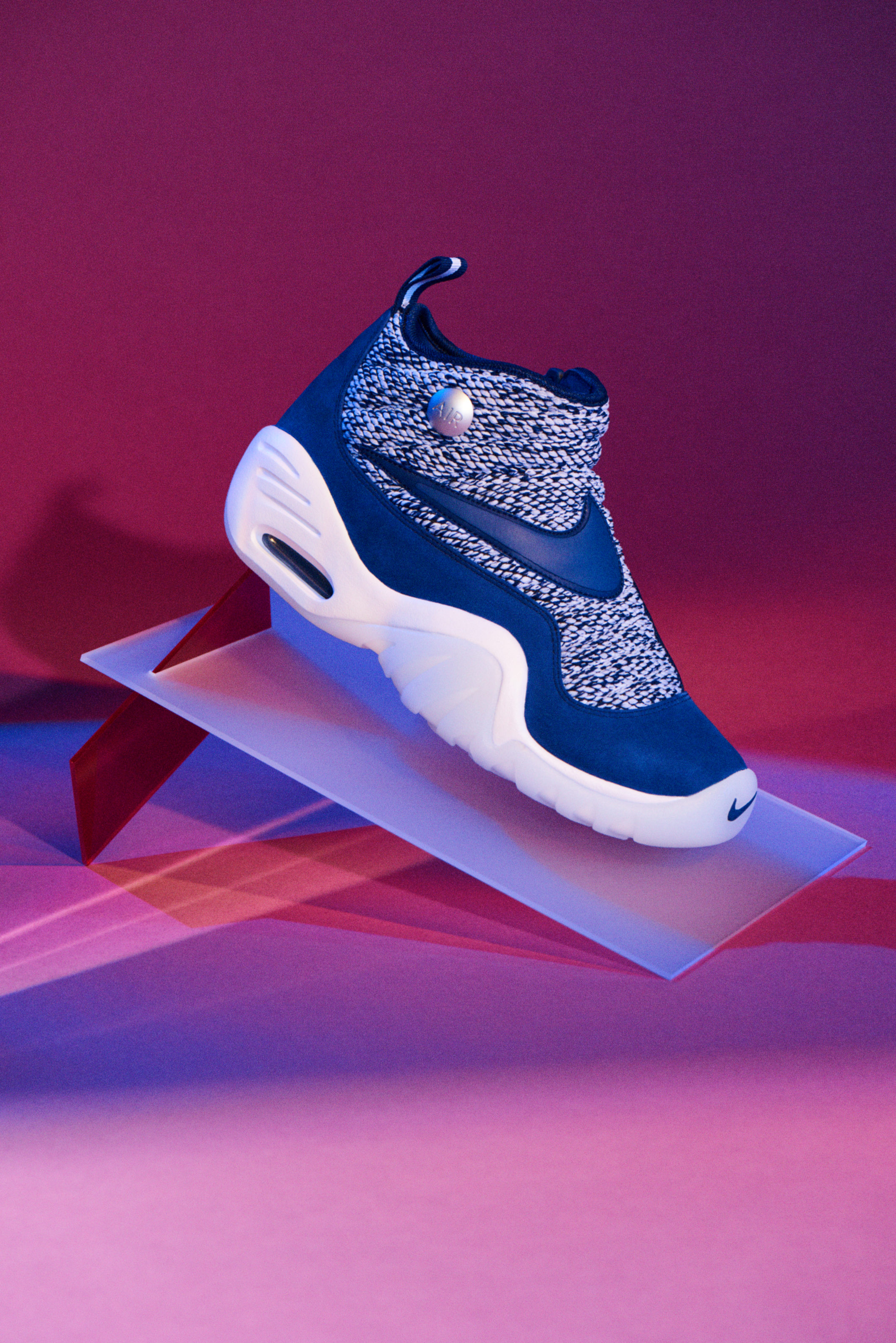 Коллаборация Nike и Pigalle