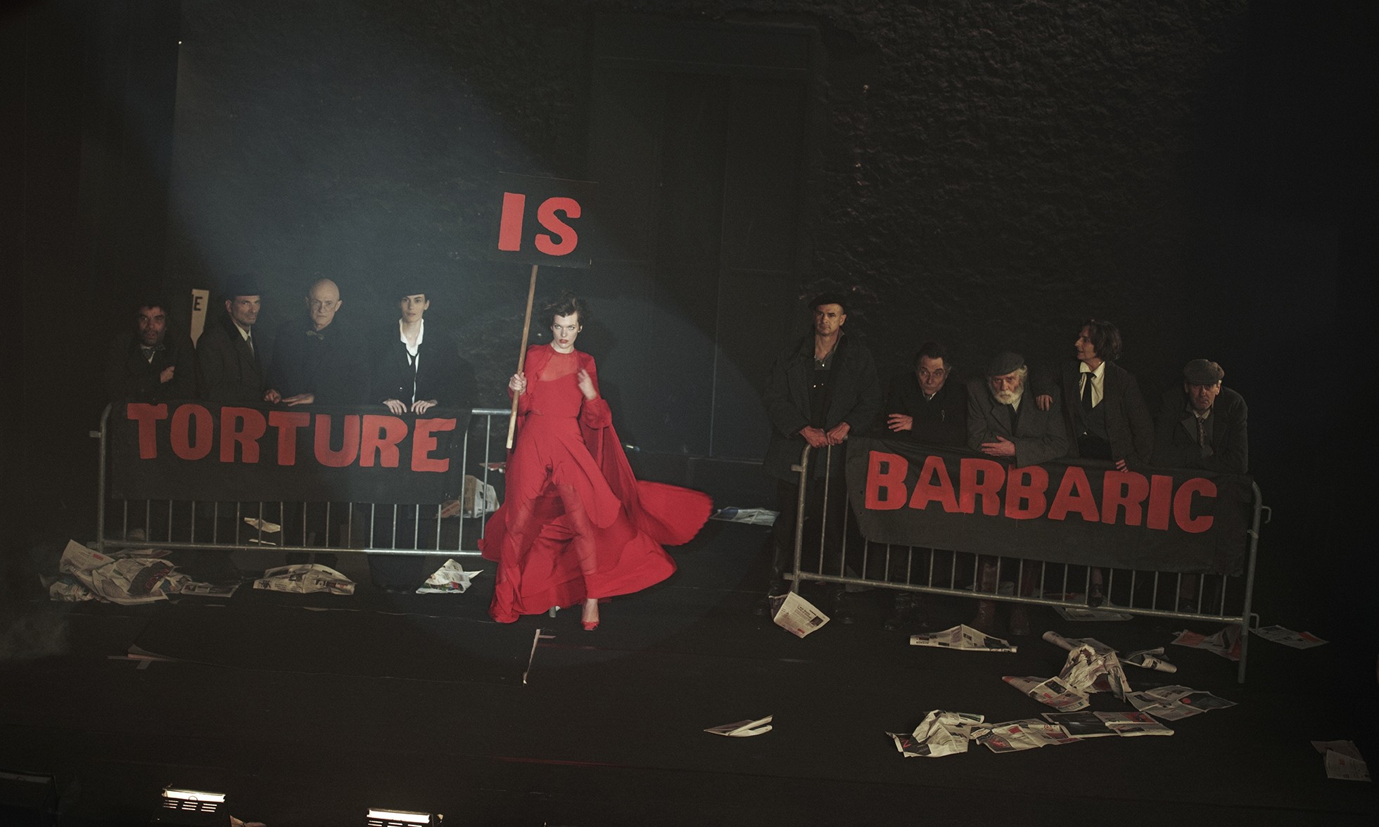 Vogue Italia посвятят фестиваль фотографии моде и политике