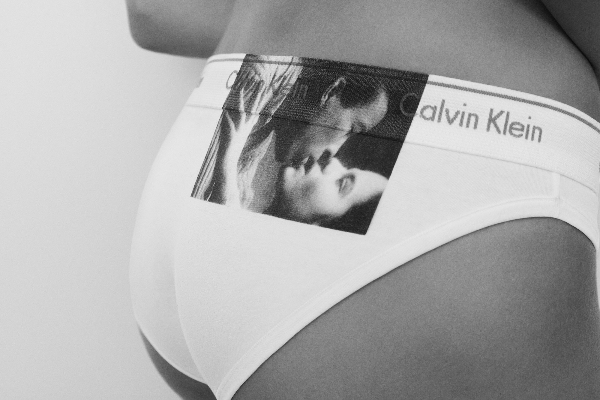 Calvin Klein выпустили нижнее белье с кадрами из фильма Энди Уорхола