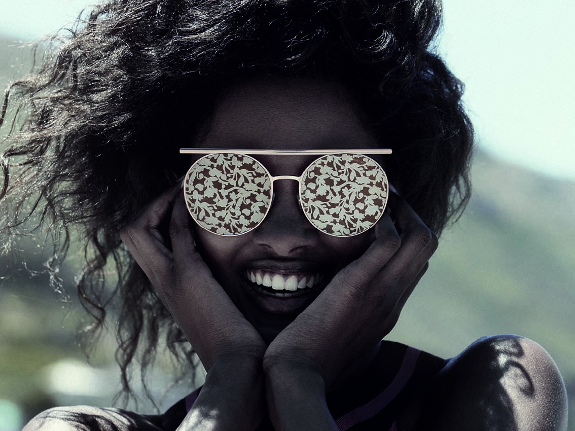 Giorgio Armani выпустили солнечные очки с узорами на стеклах
