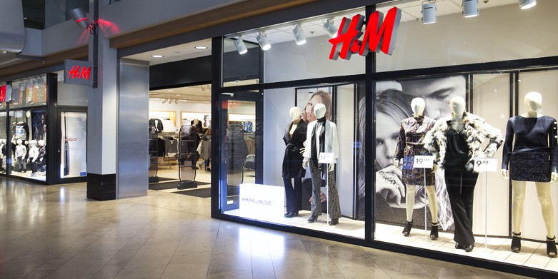 Продажи H&M продолжают падать