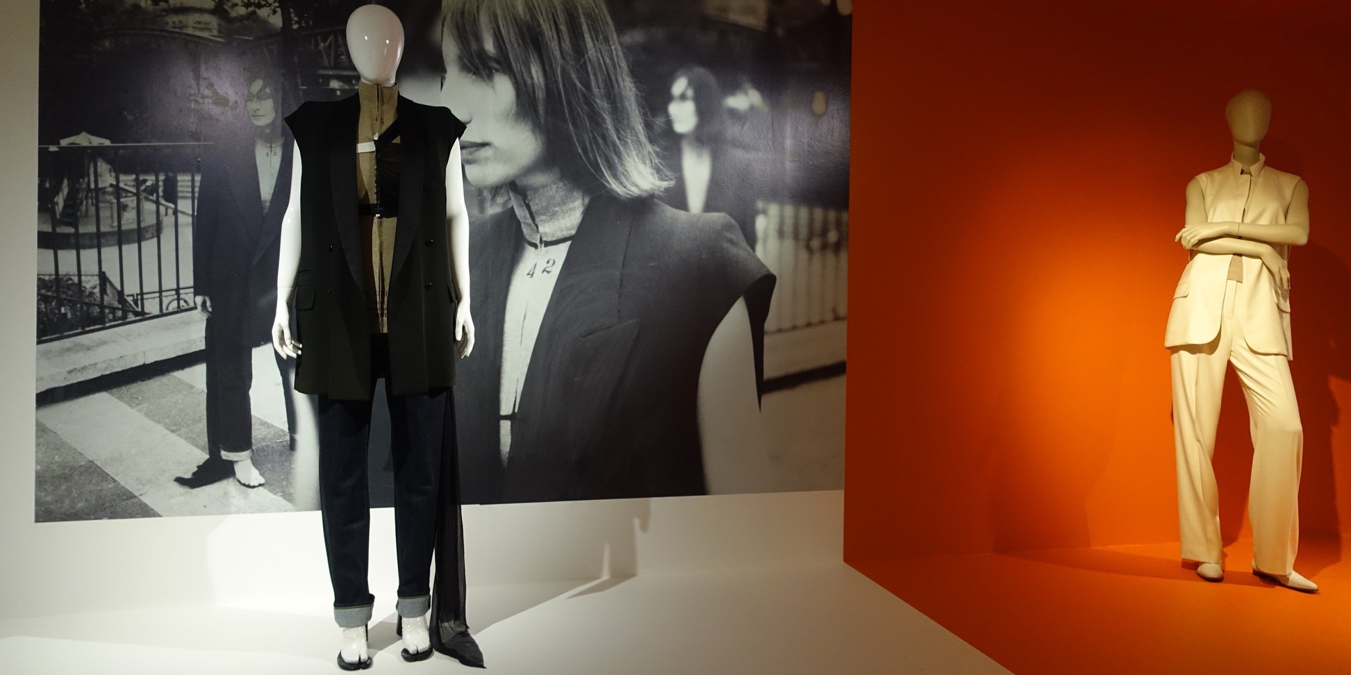 В Париже откроется выставка коллекций Мартина Маржелы для Hermès
