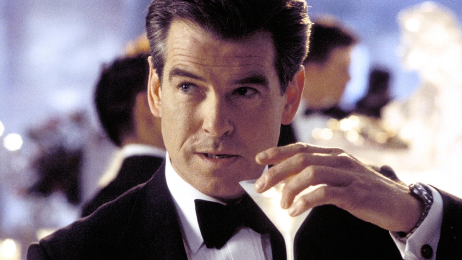 Как сделать костюм агента 007