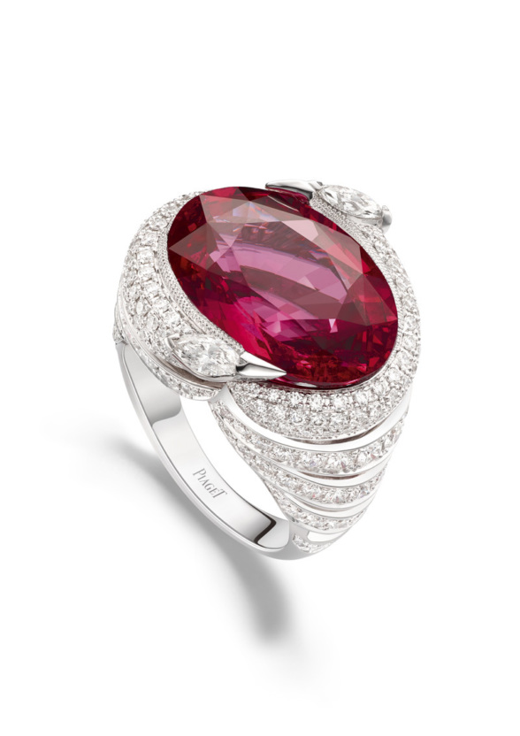 %u041A%u043E%u043B%u044C%u0446%u043E%20Celestial%20Parade%2C%3Cbr%3E%u043A%u043E%u043B%u043B%u0435%u043A%u0446%u0438%u044F%20Sunlight%20Escape%2C%20%u0431%u0435%u043B%u043E%u0435%20%u0437%u043E%u043B%u043E%u0442%u043E%2C%20%u0440%u043E%u0437%u043E%u0432%u0430%u044F%20%u0448%u043F%u0438%u043D%u0435%u043B%u044C%2C%20%u0431%u0440%u0438%u043B%u043B%u0438%u0430%u043D%u0442%u044B%2C%20Piaget