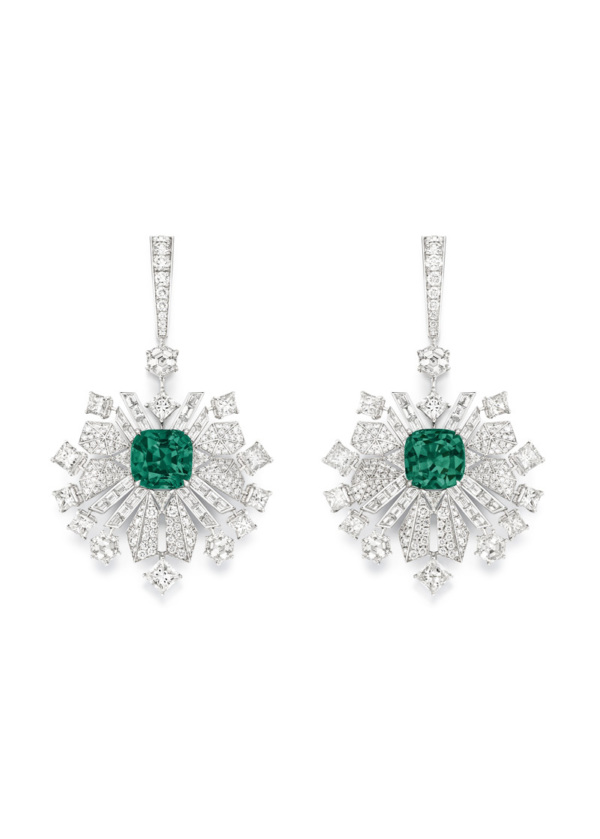 %u0421%u0435%u0440%u044C%u0433%u0438%20Emerald%20Star%2C%3Cbr%3E%u043A%u043E%u043B%u043B%u0435%u043A%u0446%u0438%u044F%20Sunlight%20Escape%2C%20%u0431%u0435%u043B%u043E%u0435%20%u0437%u043E%u043B%u043E%u0442%u043E%2C%20%AB%u043C%u044F%u0442%u043D%u044B%u0435%BB%20%u0438%u0437%u0443%u043C%u0440%u0443%u0434%u044B%2C%20%u0431%u0440%u0438%u043B%u043B%u0438%u0430%u043D%u0442%u044B%2C%20Piaget