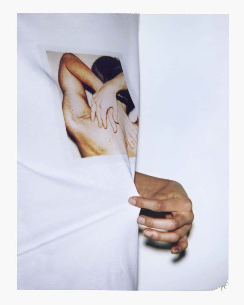 CALVIN%20KLEIN%20UNDERWEAR%20S/S%20Crewneck%2C%20Printed%20Artwork%3A%20Andy%20Warhol%2C%20Torso%2C%201977%20%A9/%AE/%u2122%20The%20Andy%20Warhol%20Foundation%20for%20the%20Visual%20Arts%2C%20Inc.