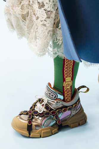 GUCCI%20%3Cbr%3E%u041E%u0421%u0415%u041D%u042C-%u0417%u0418%u041C%u0410%202018