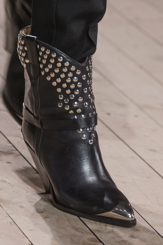 ISABEL%20MARANT%3Cbr%3E%u041E%u0421%u0415%u041D%u042C-%u0417%u0418%u041C%u0410%202018