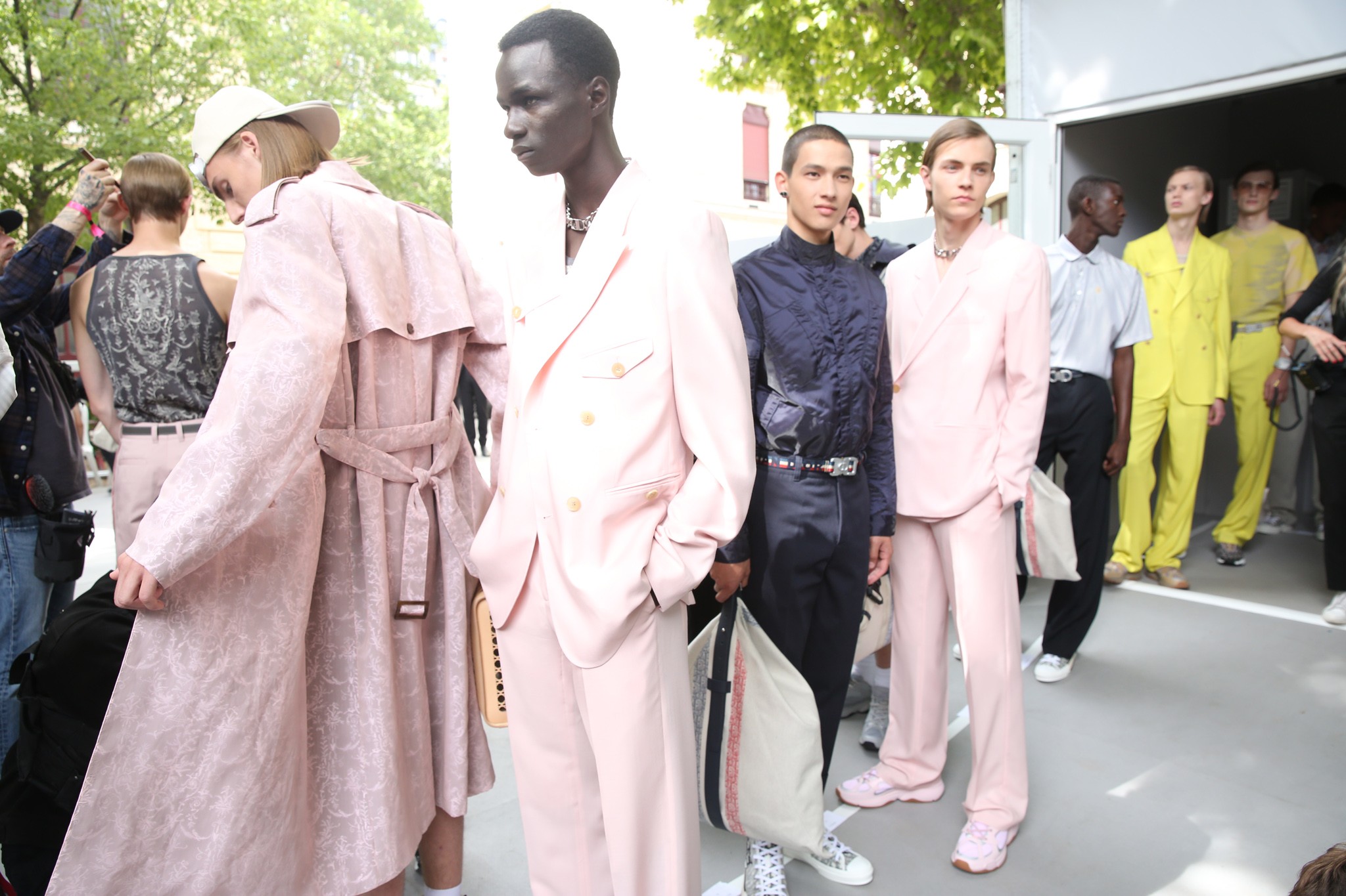 Показ первой мужской pre-fall коллекции Dior пройдет в Токио