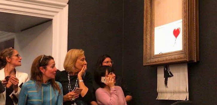 Картина Бэнкси самоуничтожилась после того, как ее продали за $1,4 млн