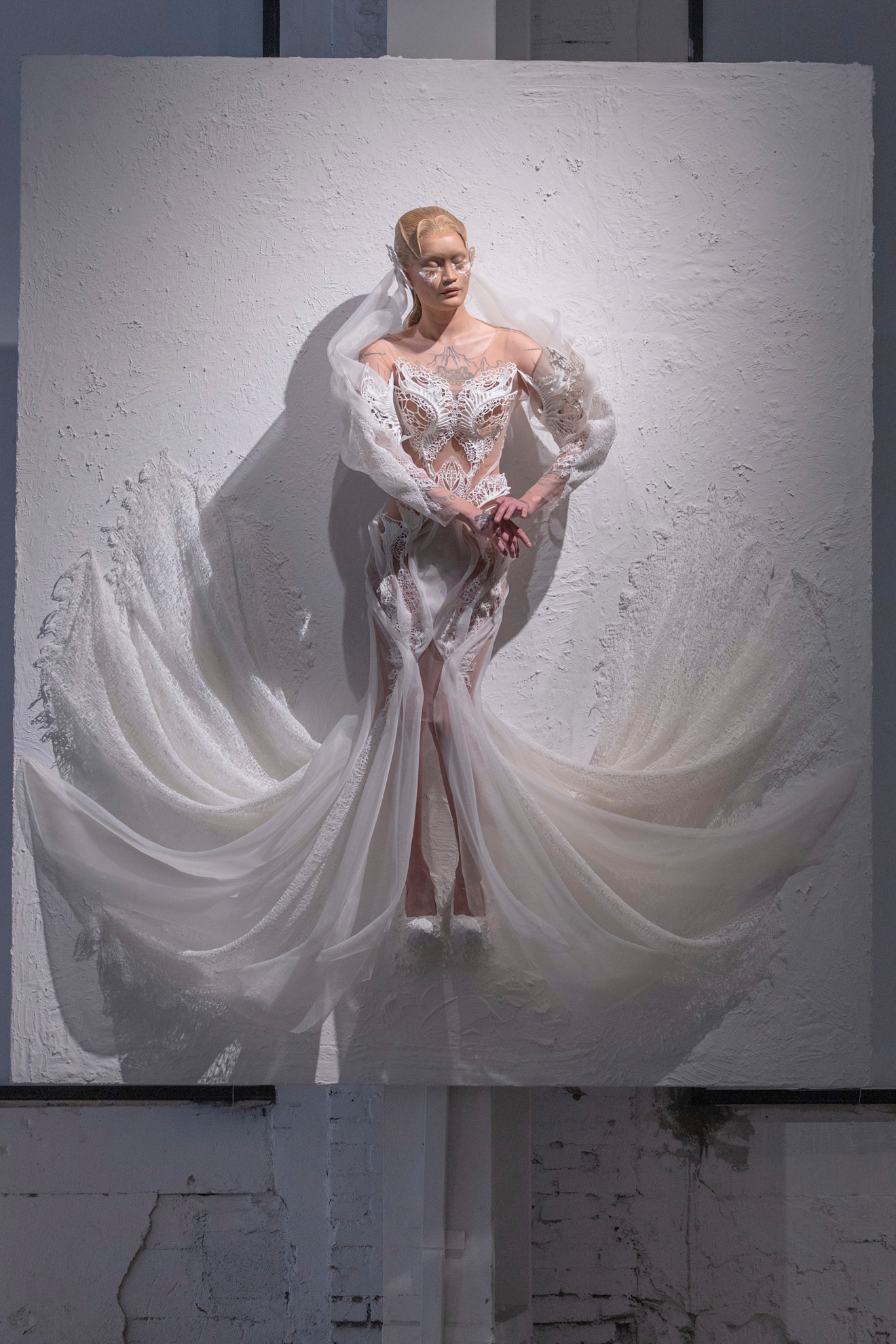 Van Herpen HC PO F24 005