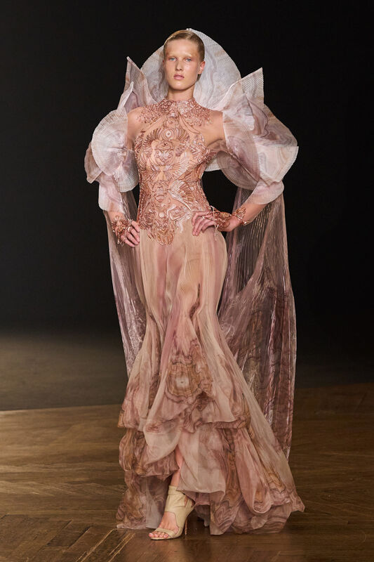 Van Herpen HC F25 007