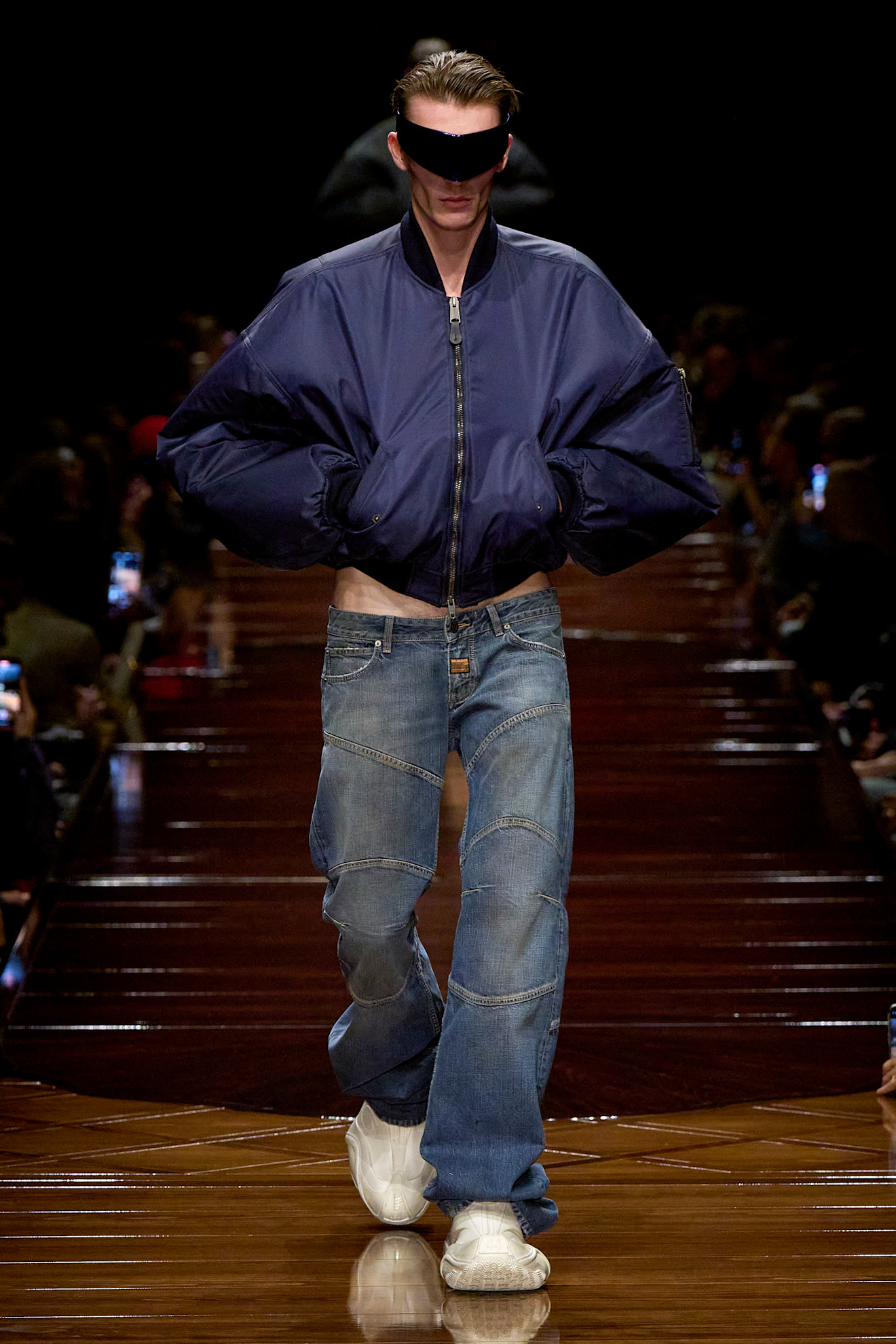 Balenciaga S25 016