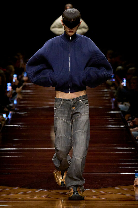 Balenciaga S25 021