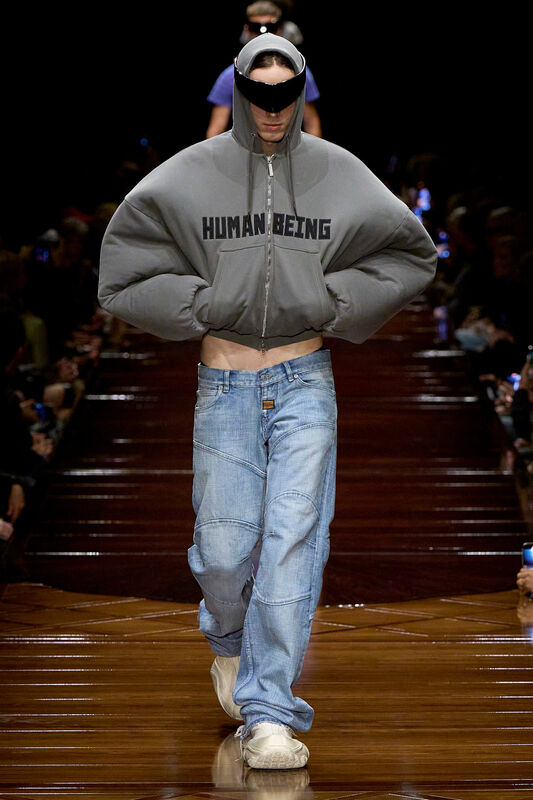 Balenciaga S25 031