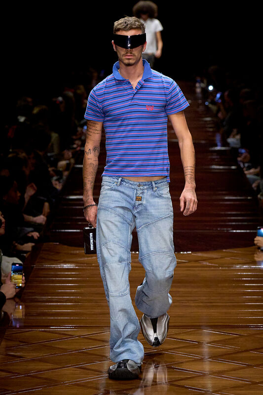 Balenciaga S25 032