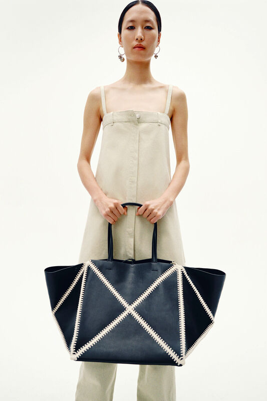 Nanushka PreFall PO F25 022