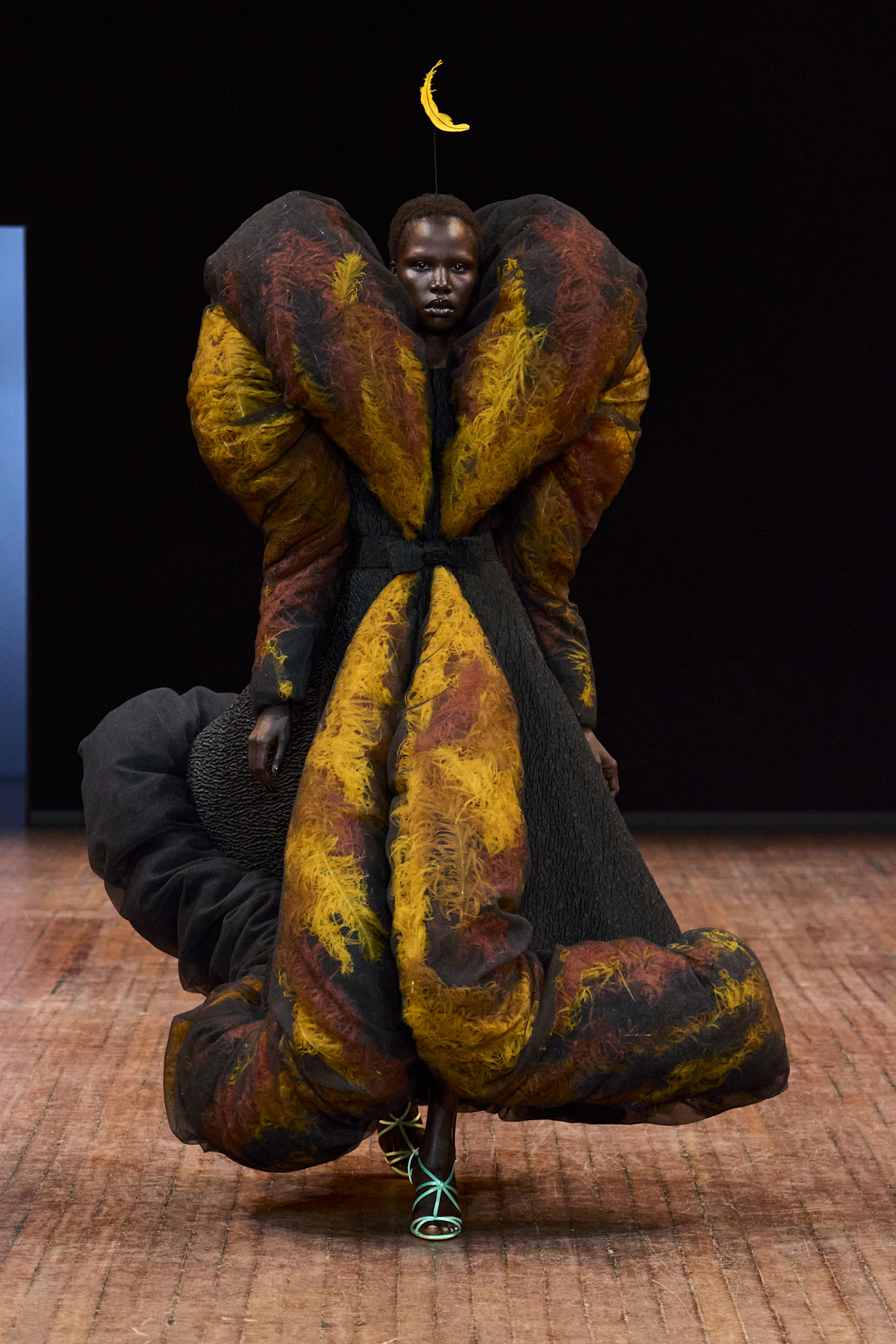 Viktor e Rolf HC F25 021