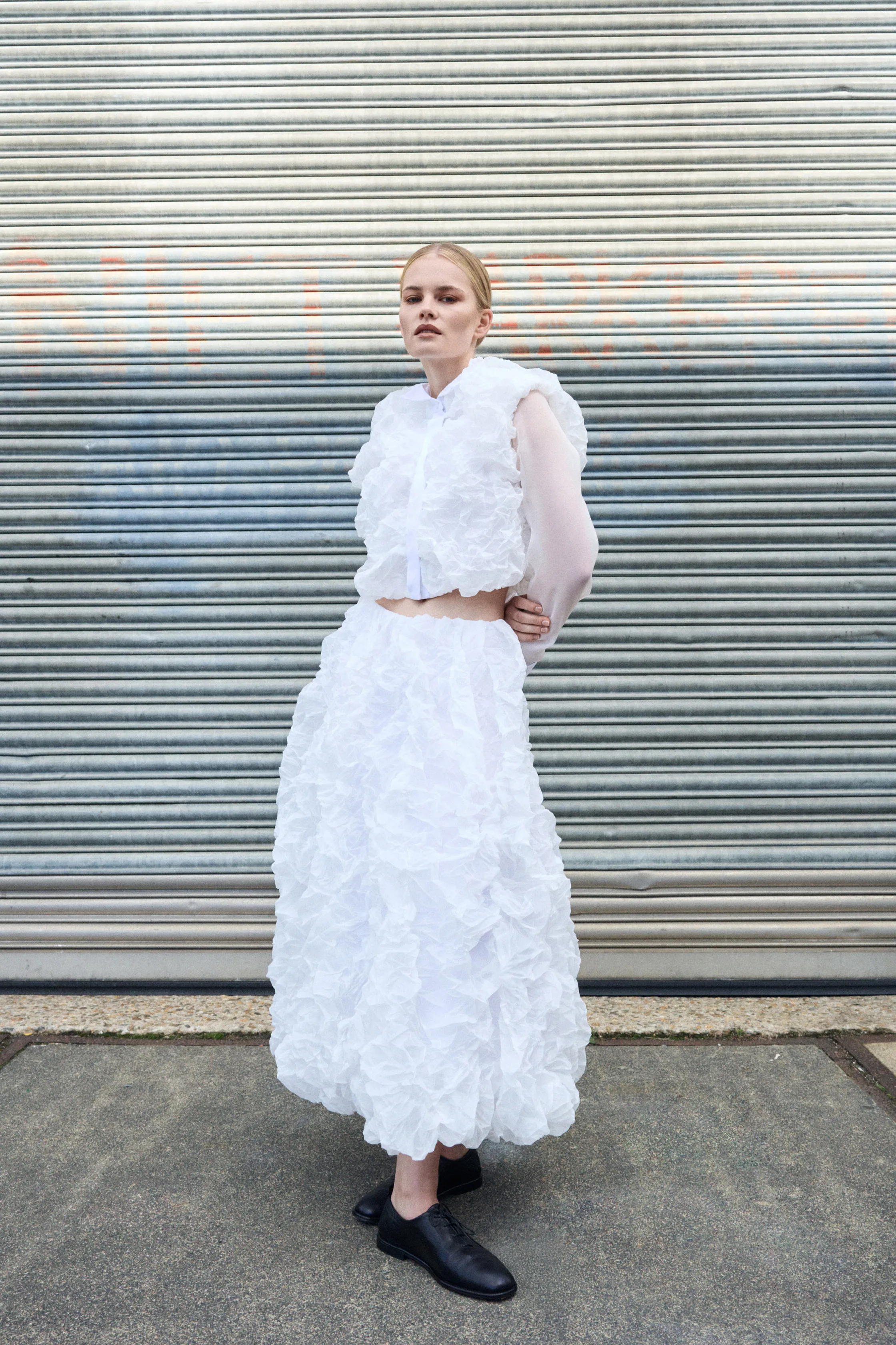 00010-viktor-and-rolf-spring-2026-ready-to-wear-credit-brand