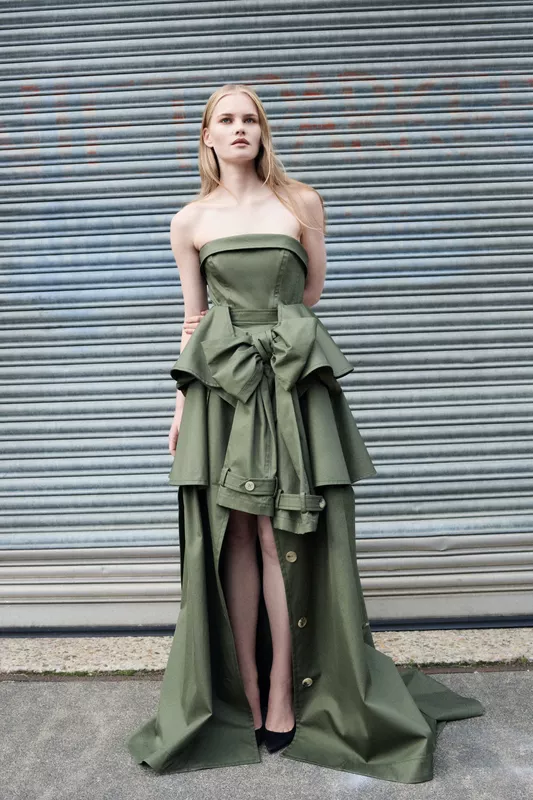 00015-viktor-and-rolf-spring-2026-ready-to-wear-credit-brand