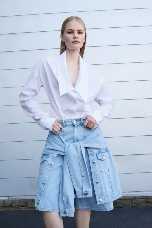 00017-viktor-and-rolf-spring-2026-ready-to-wear-credit-brand