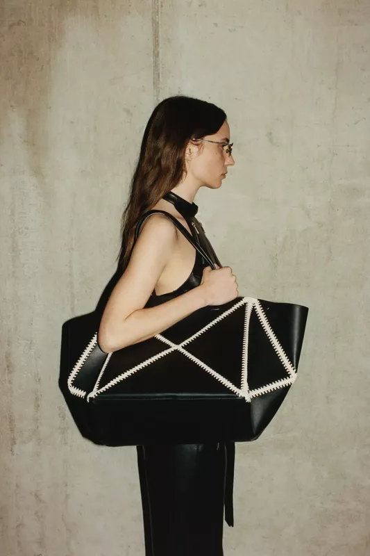 00013-nanushka-fall-2024-ready-to-wear-credit-brand-dudi-hasson