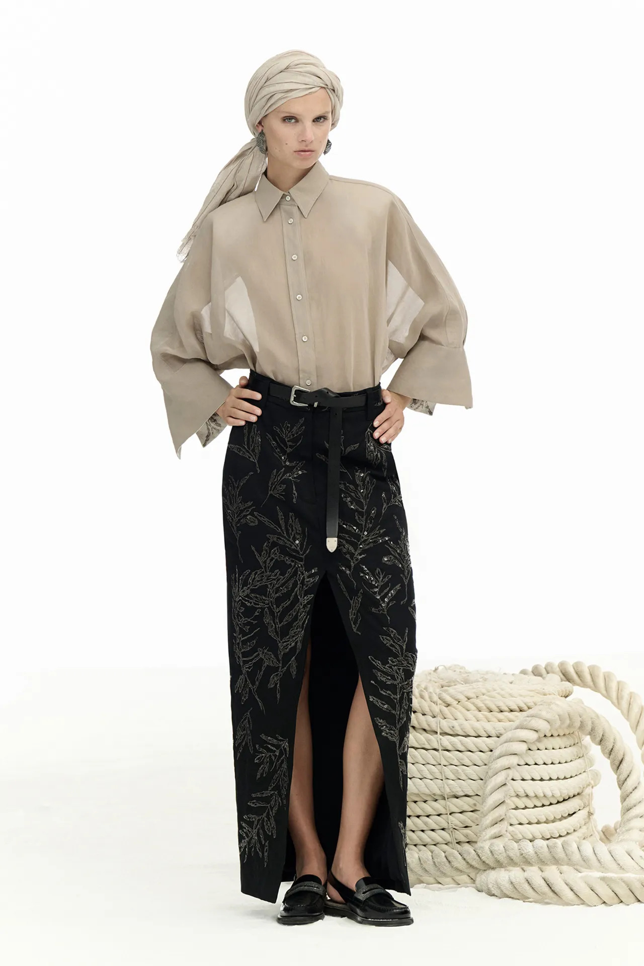 00039-brunello-cucinelli-spring-2025-ready-to-wear-credit-brand_43_11zon