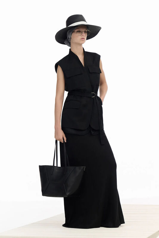 00037-brunello-cucinelli-spring-2025-ready-to-wear-credit-brand_18_11zon