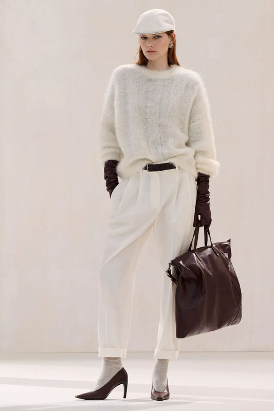 00017-brunello-cucinelli-fall-2025-ready-to-wear-credit-brand_14_11zon