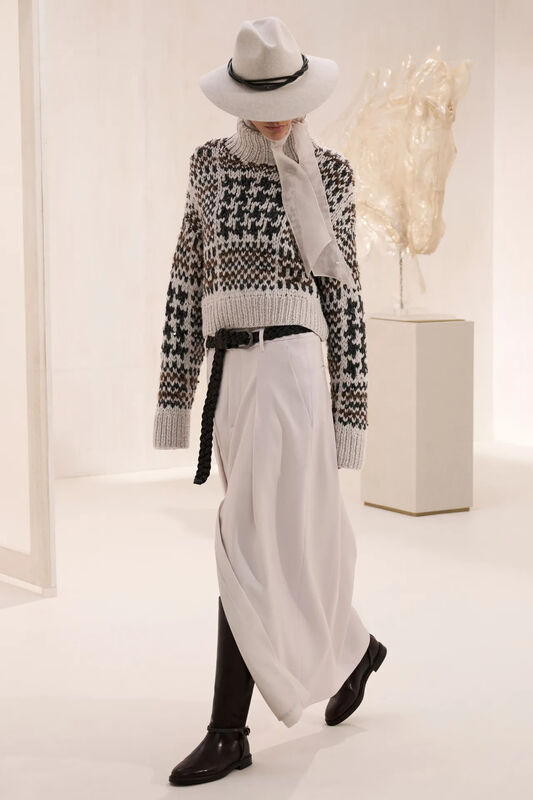 00019-brunello-cucinelli-fall-2025-ready-to-wear-credit-brand_16_11zon