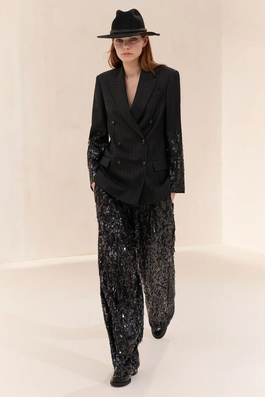 00040-brunello-cucinelli-fall-2025-ready-to-wear-credit-brand_42_11zon