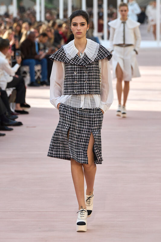 Chanel S25 002