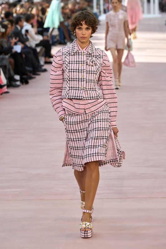 Chanel S25 033