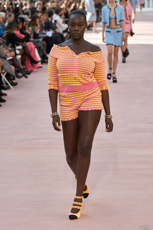Chanel S25 037