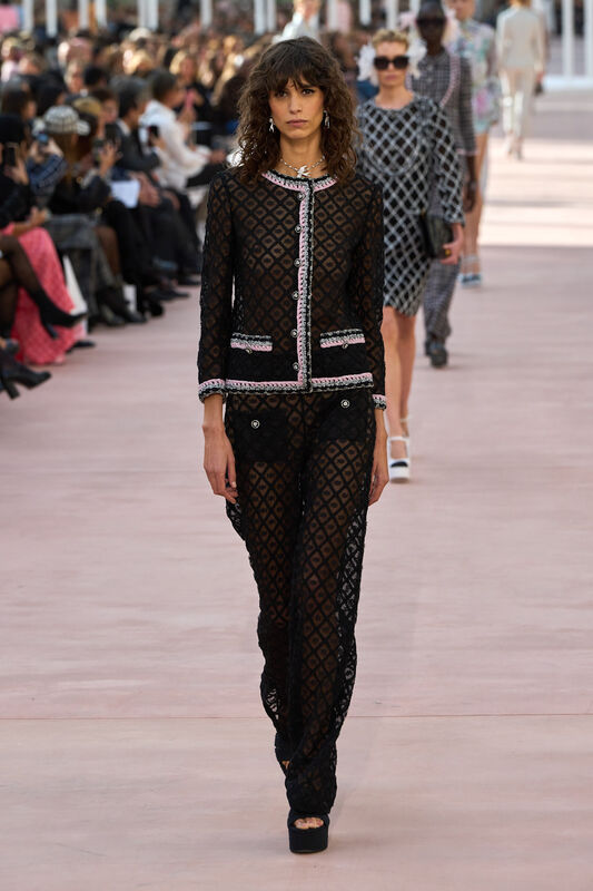 Chanel S25 048